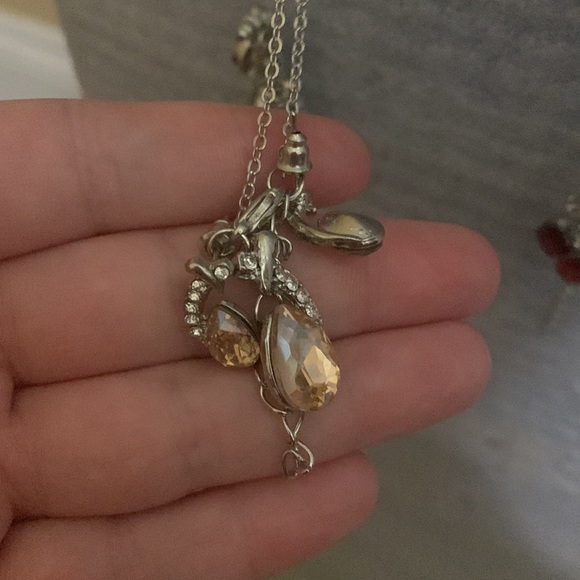 Necklace - Picture 2 of 8